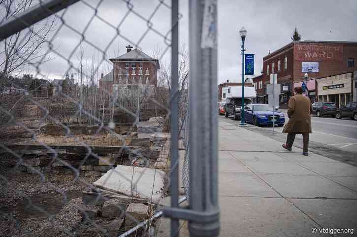 Long-vacant ‘pit’ in downtown Newport nears new chapter with purchase plan