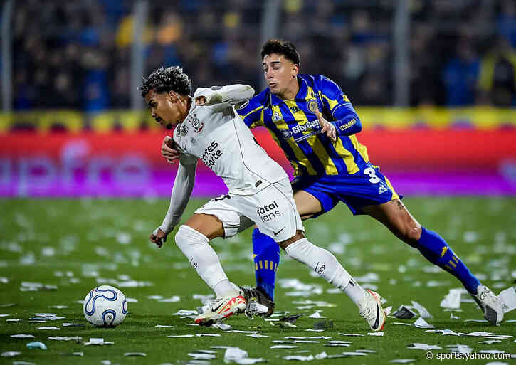 Corinthians survive tough tie and red card, return alive from Argentina