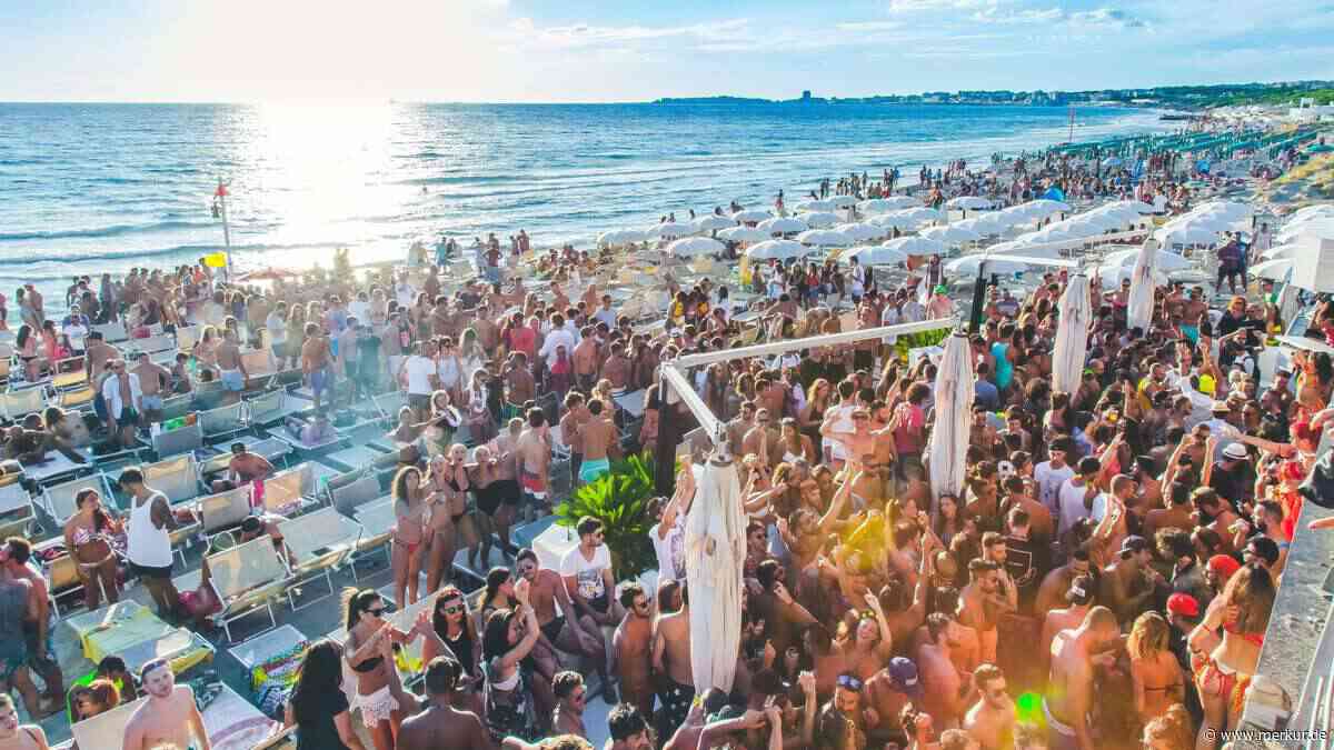 Beliebtes Italien-Urlaubsziel sperrt Kult-Disco – doch die Chaos-Nächte am Strand gehen weiter