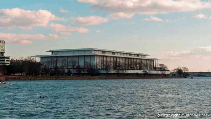 Trump-Appointed Kennedy Center Board Votes to Put His Name Back on the Building in Spite of Court Order
