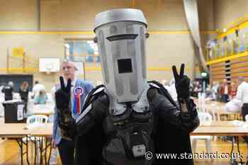 Clacton by-election LIVE: Nigel Farage wins poll but Count Binface gets nearly 10,000 votes
