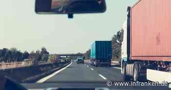 A70 im Kreis Bamberg: Autofahrer kommt von Straße ab - Kollision mit Lkw