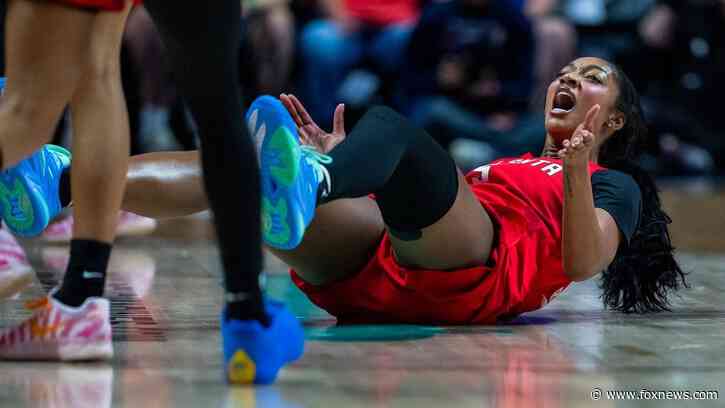 Angel Reese smacked in the face by Sun's Aaliyah Edwards, has poor shooting night in Dream win