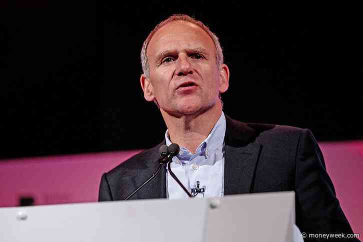 Is CEO Dave Lewis Diageo’s hangover cure?