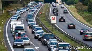 Ferienverkehr, Abfahrtsperren, Lkw-Sonderregelung – Stau am Wochenende vorprogrammiert
