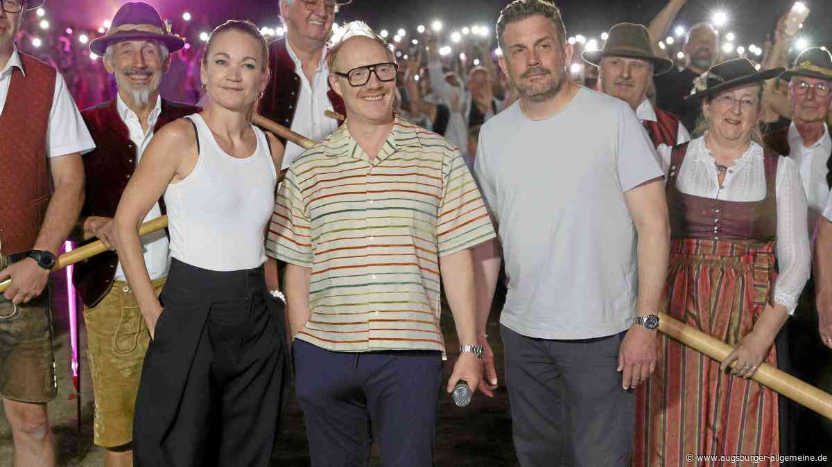 Augsburger im Eberhofer-Fieber: Schauspieler treffen beim Lechflimmern auf ihre größten Fans