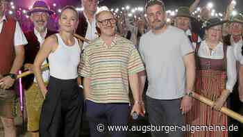 Augsburger im Eberhofer-Fieber: Schauspieler treffen beim Lechflimmern auf ihre größten Fans