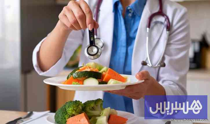 "الصحة" تروج للتغذية المتوازنة والعيش السل