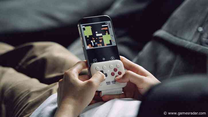 8Bitdo's FlipGo controller lands today, and for under $30, it could beat my go-to Game Boy controller