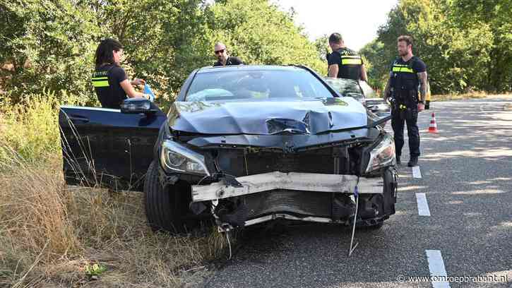 Zwaar beschadigde auto gevonden in Strijbeek, bestuurder nergens te vinden