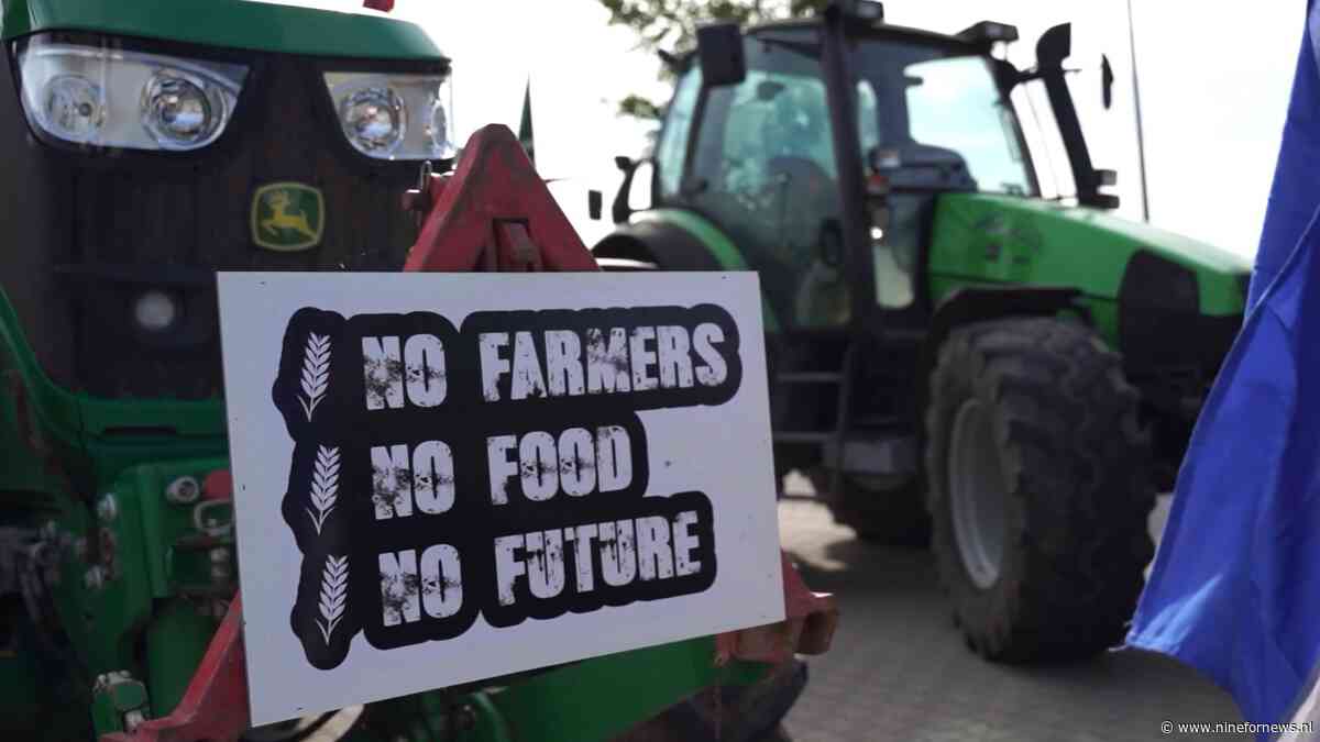Massaal boerenprotest Noord-Brabant: trekkers rijden dwars door afzetting bij provinciehuis
