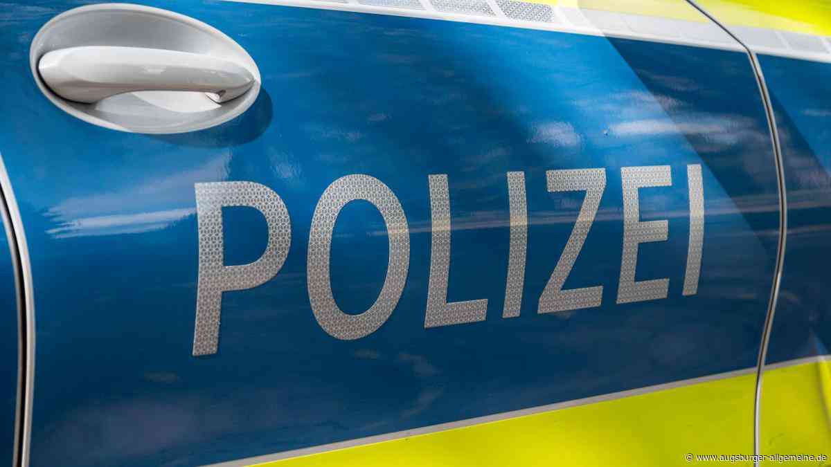 Zwei Menschen sterben bei Zusammenstoß von Lkw und Auto bei Weilheim