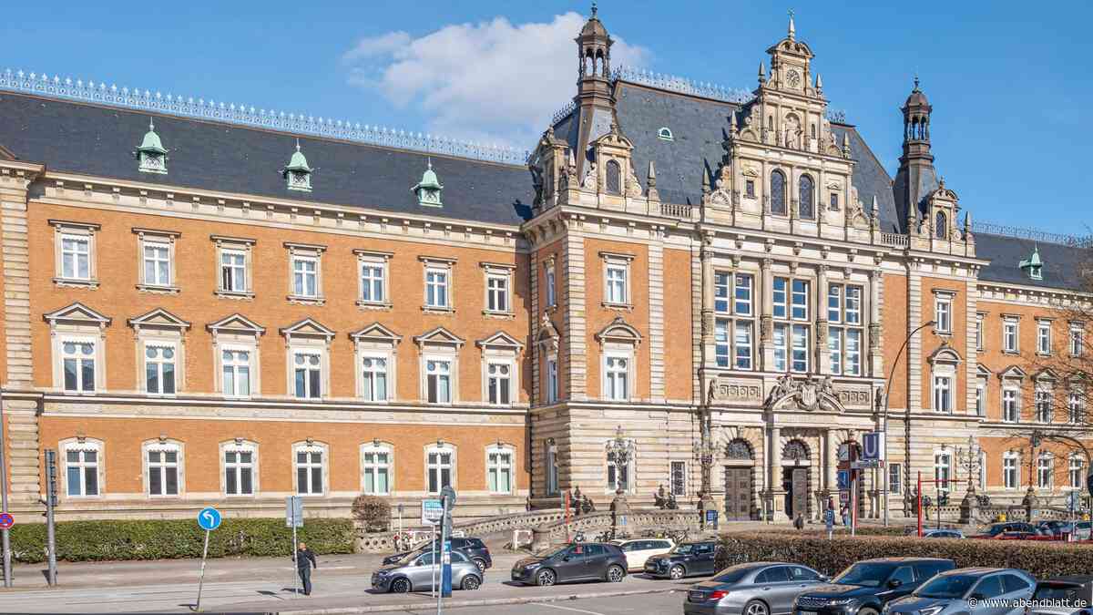 Prozessauftakt: Frau soll Ex-Partner zu Sex gezwungen und danach getötet haben