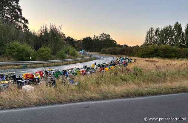 POL-DEL: Autobahnpolizei Ahlhorn: Verlorene Getränkekisten führen zu mehrstündiger Sperrung auf der Autobahn 1 im Bereich der Anschlussstelle Vechta