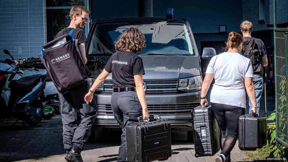 Leiche in Luruper Wohnhaus gefunden – Polizisten nehmen Verdächtigen fest