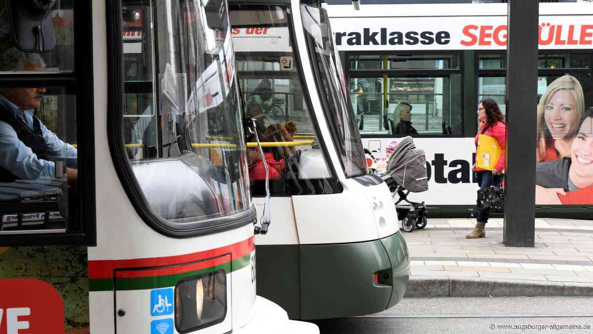 Streit in der Straßenbahn: Unbekannter verletzt 55-Jährigen