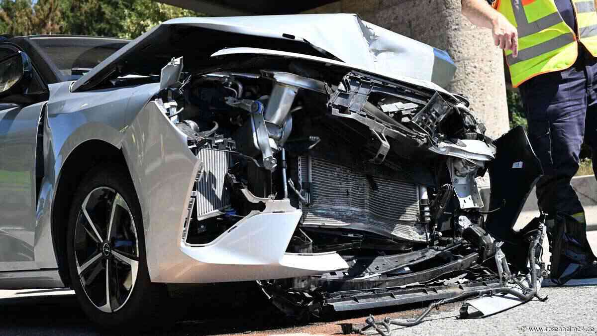 Unfall auf der A93 kurz nach dem Inntaldreieck – Sperre aufgehoben