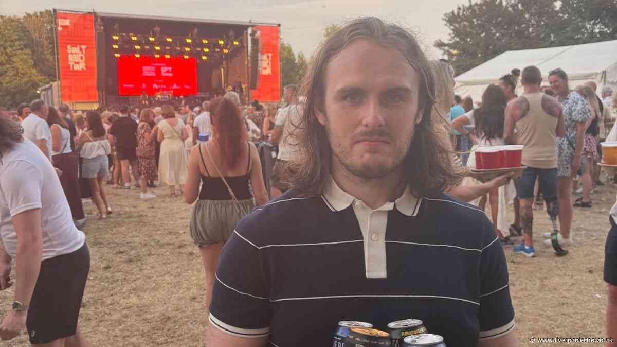 I queued 53 minutes for a Kronenbourg but Billy Ocean made it all better