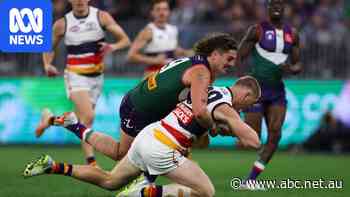 Live: Pressure intense as Fremantle-Adelaide thriller goes down to the wire