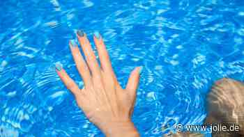 Himmel, Ozean, Pool – die erfrischendsten Blautöne für deine Sommer-Maniküre