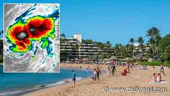 Hurricane warning issued as Hawaii braces for historic direct hit in hours