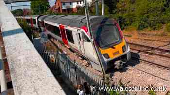 Wickford trian derailment as second locomotive leaves tracks in a day