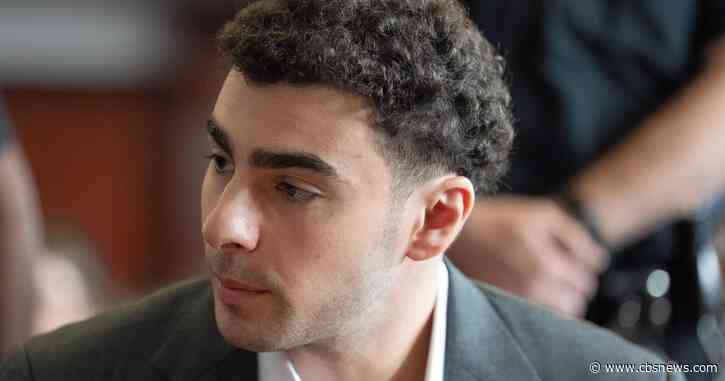 Luigi Mangione hearing set to start amid discussions about possible guilty plea on federal charges