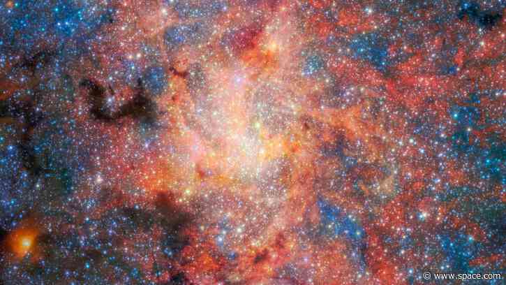 Water can survive surprisingly close to the Milky Way's supermassive black hole, James Webb Space Telescope finds