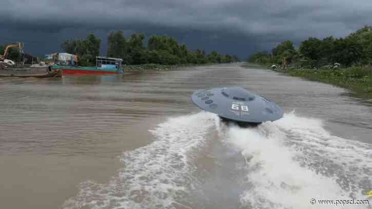 Man builds jet ski UFO of his (literal) dreams