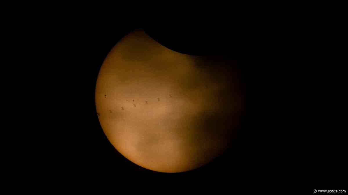 ISS photobombs the sun during solar eclipse | Space photo of the day for Aug. 14, 2026