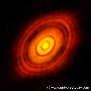The Ingredients For Planets Turned Up Astonishingly Early