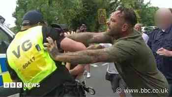 Anti-asylum protester who shoved police is jailed
