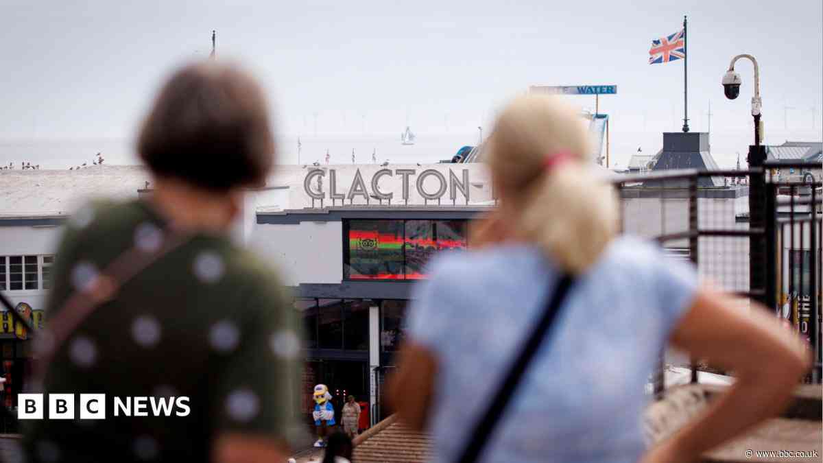 Clacton by-election polls close and counts begin