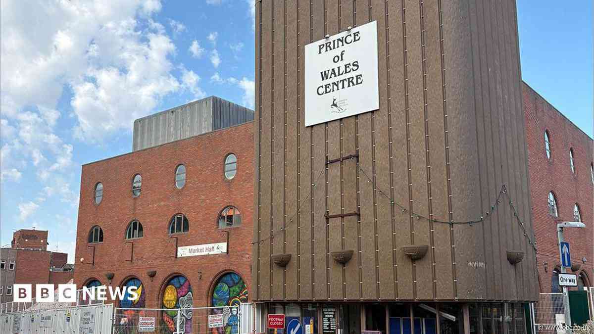 Under-threat theatre may be saved, council says