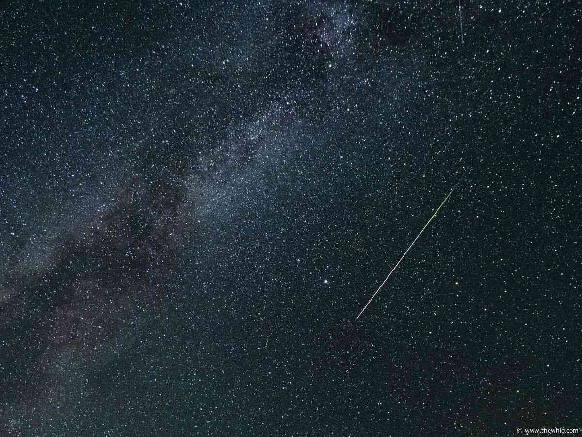 Hundreds gather an hour outside Kingston for the Perseids meteor shower