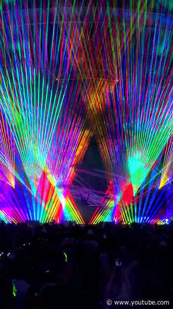 this rainbow laser moment
