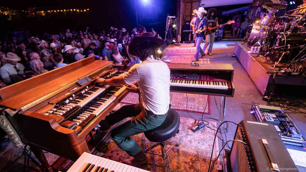 Silverada, a Honky-Tonk Band, Did the Unthinkable: Trading Pedal Steel for Keys. It’s Working