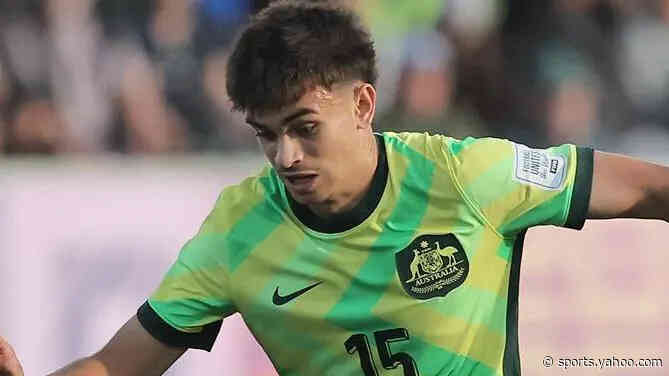 Swindon Town sign QPR midfielder Pearman on loan