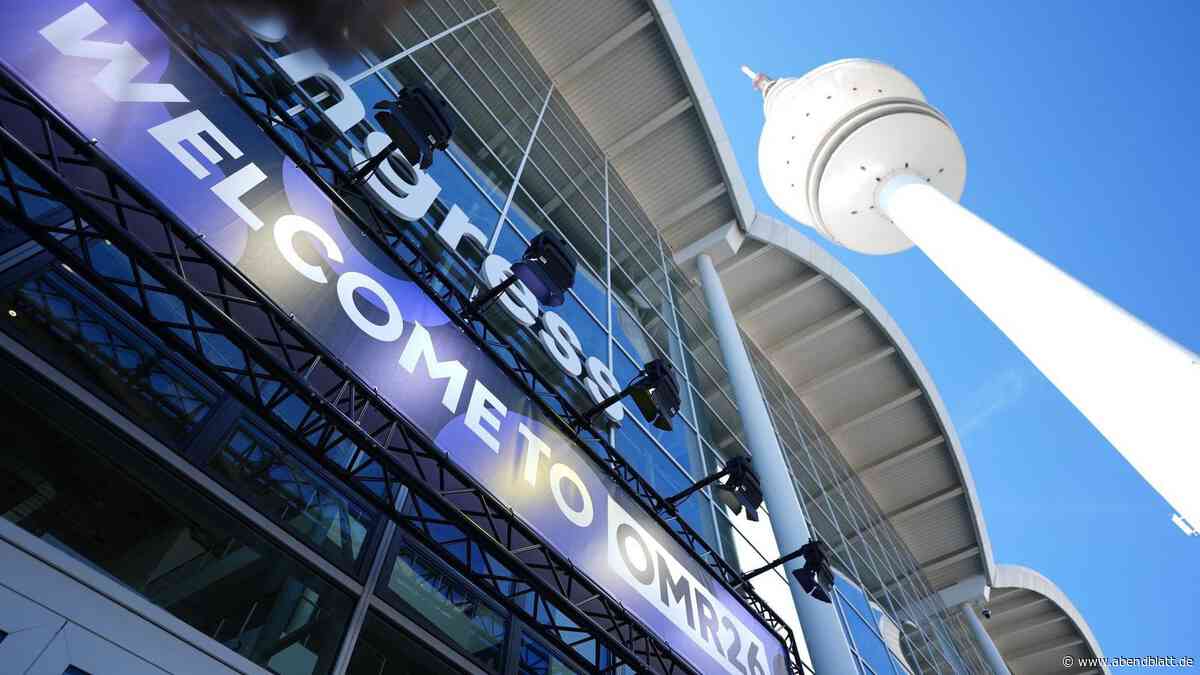 Wenn hier nachts die Roboter unterwegs sind: Zehn Geheimnisse der Messehallen