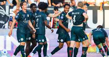 Paal, lat en... doelpunt: Sparta bouwt voorsprong uit na spectaculair begin tweede helft