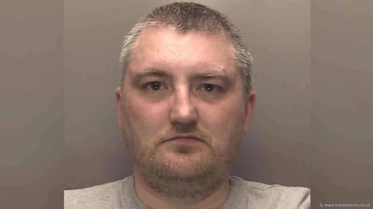 He told 999 call he was 'like Jekyll and Hyde' as he stabbed at girlfriend's head