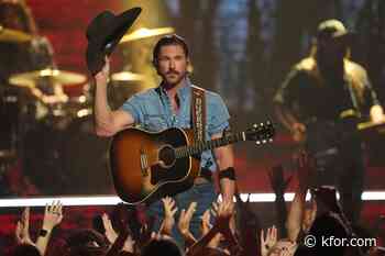 Country star surprises Facebook Marketplace seller with purchase