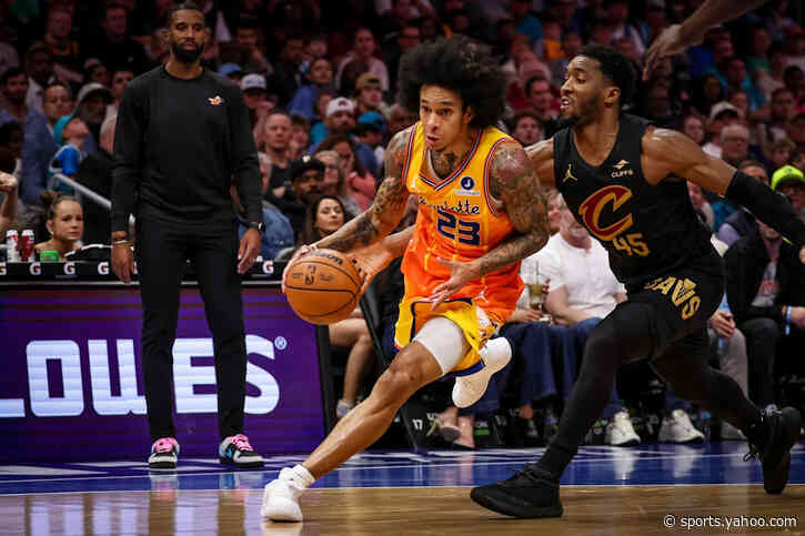 Cavs trade Dennis Schroder to Hornets for Tre Mann