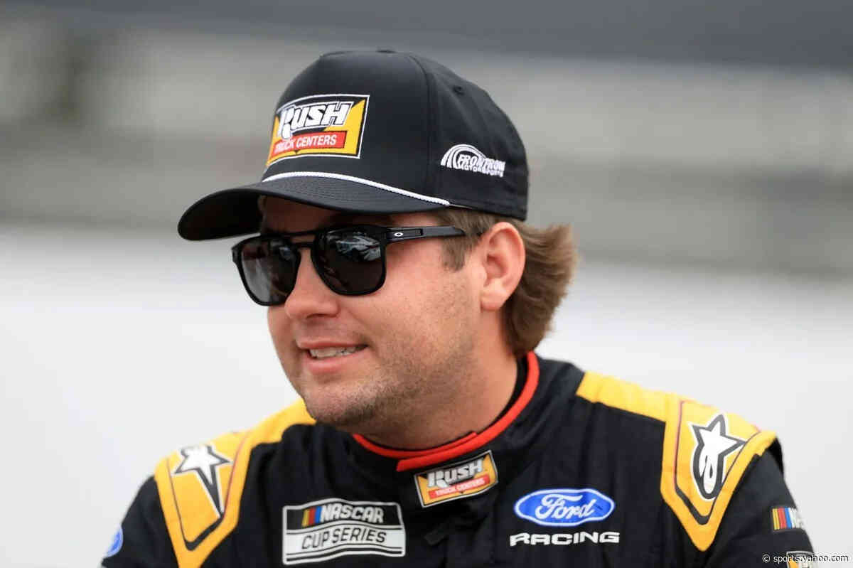 Noah Gragson confirms contract extension with Front Row Motorsports