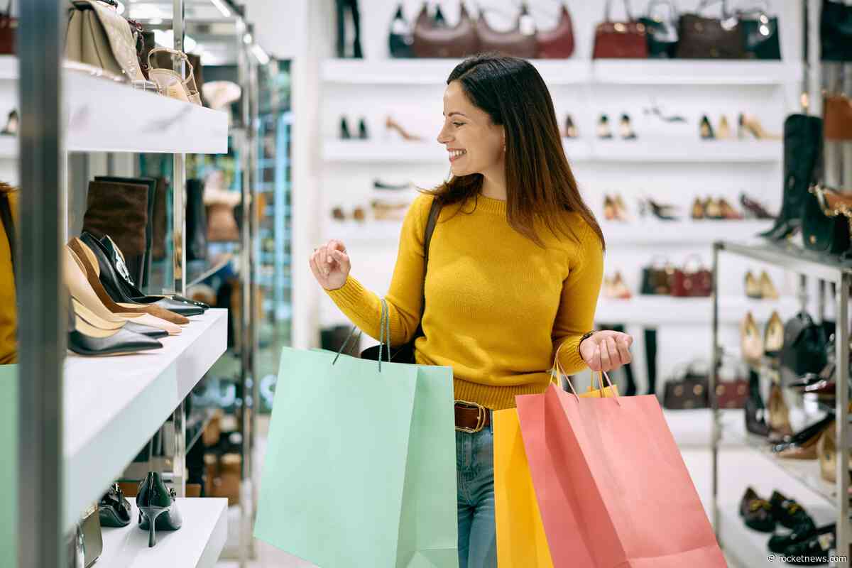 Resort destination mall and hotel seek Chapter 11 bankruptcy