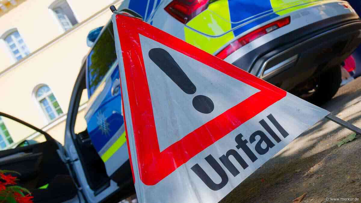 Auto kollidiert in Oberbayern frontal mit Lkw – Ehepaar stirbt
