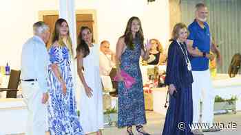 Royale Drillinge: Infantin Sofía plündert Kleiderschrank von Letizia und Leonor