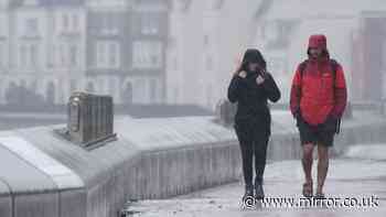 Met Office issues weather maps and names 15 areas to face rain on Saturday - see full list