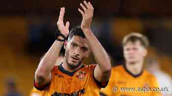 Jiménez gives Wolves late draw in hero's return