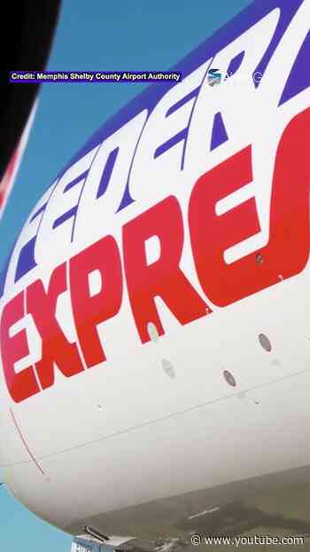 FedEx Boeing 777 repainted in retro livery